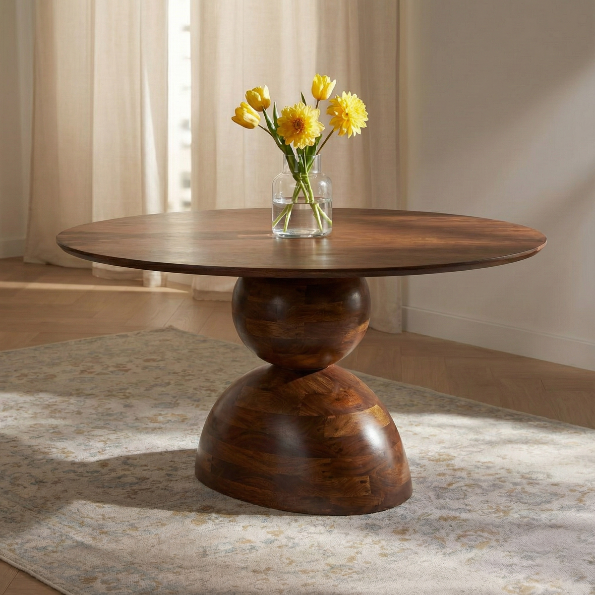 Équilibre Dining Table